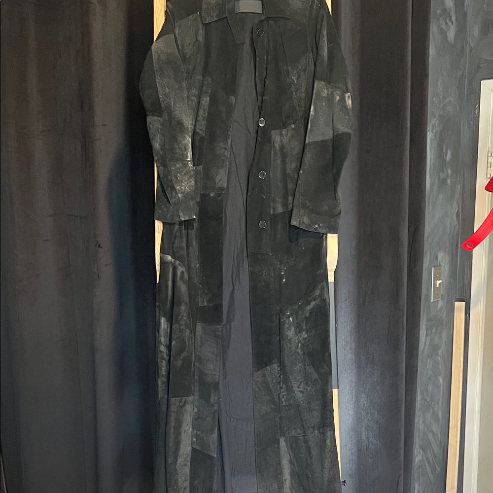 Donna Karan Elegant Black Fabric